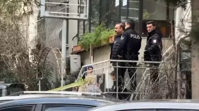 nea-fpikn-amp-8211-amp-8220-pagose-amp-8221-oli-i-chora-pa-teras-dolofonise-ti-gynaika-toy-kai-ta-3-paidia-toys-354007