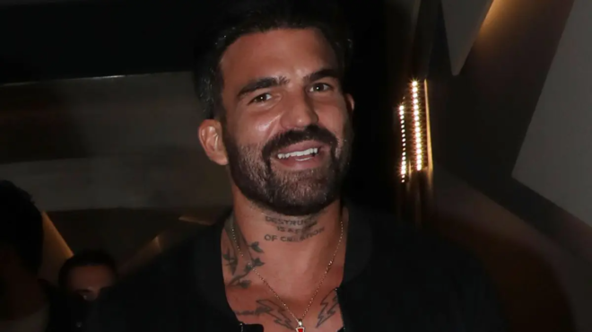 amp-8220-skizoyn-amp-8221-san-lepides-ta-logia-toy-o-dimitris-alexandroy-amp-8220-teleiose-amp-8221-oristika-tin-ioanna-toyni-me-10-sklires-lexeis-364174