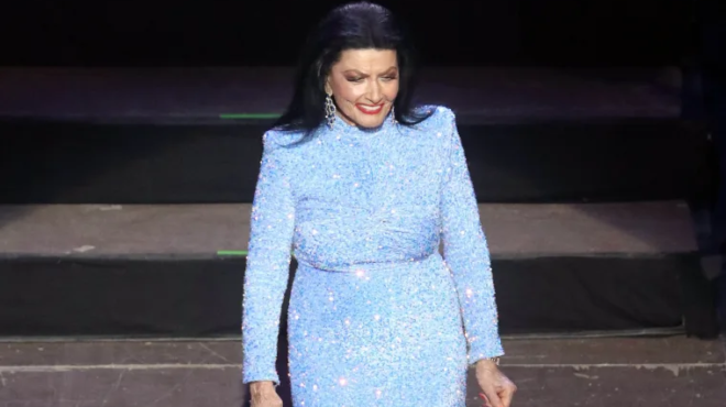 agnoristi-me-parapanisia-kila-kai-malli-praso-i-zozo-sapoyntzaki-to-50-den-edeichne-se-tipota-to-apolyto-thilyko-poy-egine-366110