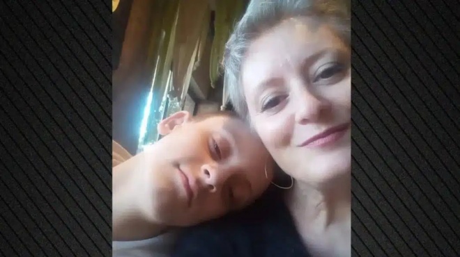 patra-sygklonizei-i-mitera-poy-egine-dotria-ipatos-gia-metamoscheysi-ston-gio-tis-kai-tin-kardia-moy-na-moy-zitagan-tha-tin-edina-379542