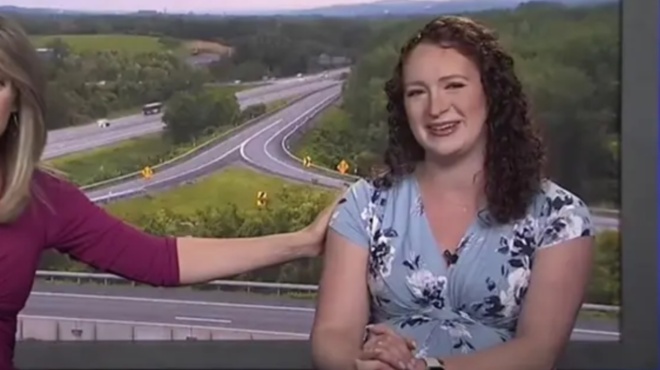 sok-ston-aera-ekpompis-i-paroysiastria-itan-egkyos-espasan-ta-nera-se-zontani-metadosi-kai-tote-ekane-kati-to-adianoito-amp-8230-379718