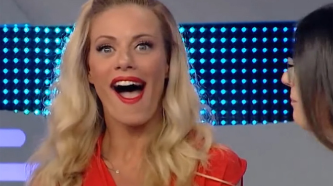 o-agnostos-anipsios-tis-elenis-menegaki-emfanistike-sto-royk-zoyk-kai-afise-ti-zeta-makrypoylia-afoni-me-tin-apokalypsi-381206