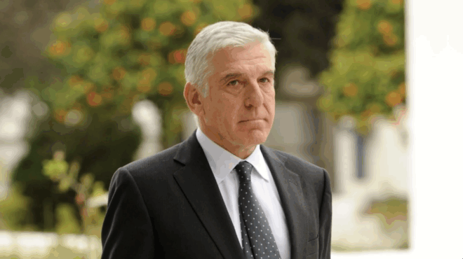 tora-vomva-gia-ton-gianno-papantonioy-amp-8211-den-mporei-na-to-pistepsei-374406