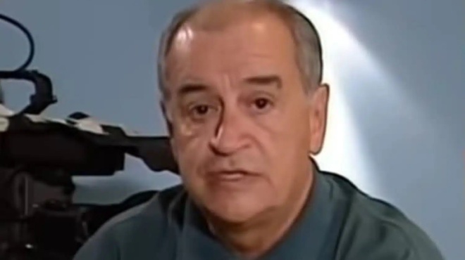 thrinos-sti-chora-mas-egine-diasimos-apo-to-konstantinoy-kai-elenis-kai-to-kafe-tis-charas-kai-tora-einai-nekros-377314