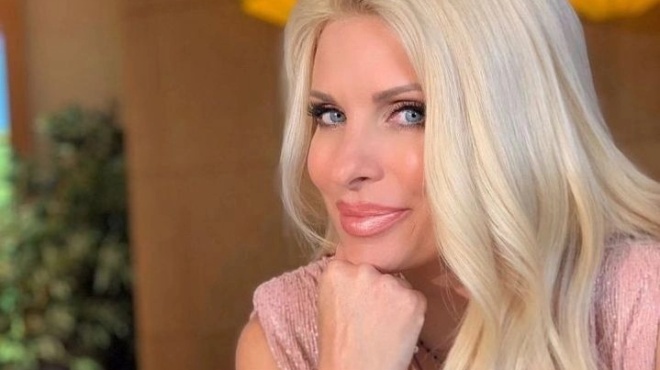 yliko-amp-8211-fotia-gia-1i-fora-sto-fos-i-taytotita-tis-elenis-menegaki-amp-8211-o-logos-poy-den-tin-edeixe-pote-xana-kai-to-pragmatiko-tis-ypsos-380904