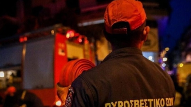 fotia-tora-amp-8211-kaigetai-soyper-market-amp-8211-nekri-mia-65chroni-amp-8211-tin-vrikan-mesa-stin-toyaleta-382398