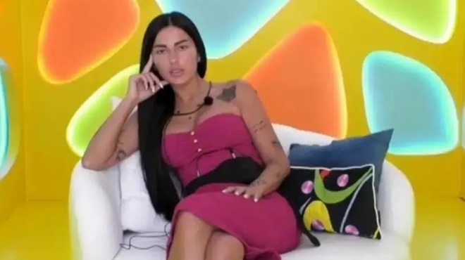 big-brother-epeidi-mporei-na-eimai-ntiva-i-o-theos-me-ekane-etsi-oraia-den-simainei-oti-den-echo-kardia-373431