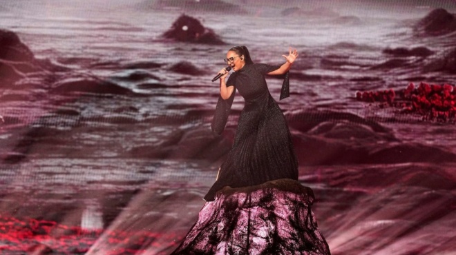 eurovision-2025-amp-8211-ti-ora-einai-o-telikos-amp-8211-se-poia-thesi-vgainei-i-ellada-378055