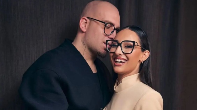 oge-i-proti-anartisi-toy-syntrofoy-tis-klavdia-meta-ton-thriamvo-tis-sti-eurovision-378392