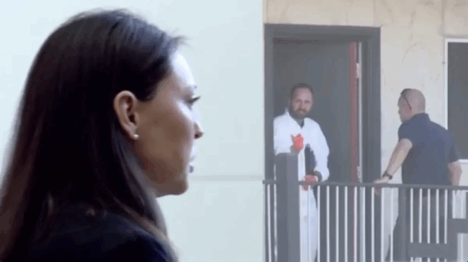 oikogeneiaki-tragodia-mitera-skotose-ta-dyo-paidia-tis-gia-na-ekdikithei-ton-syzygo-zitoyse-lefta-gia-na-metakomisei-video-374746