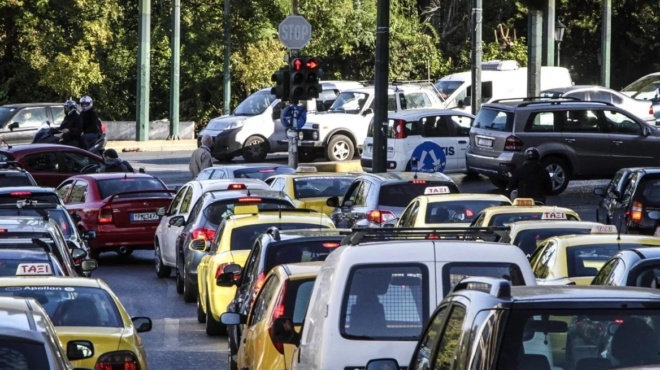 ektakti-eidisi-gia-to-kentro-tis-athinas-poy-ayti-tin-stigmi-einai-gemato-kosmo-389342