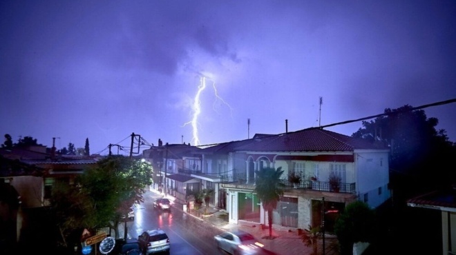 ektakto-deltio-epideinosis-kairoy-apo-tin-emy-amp-8211-erchontai-ischyres-kataigides-apo-ora-se-ora-390365