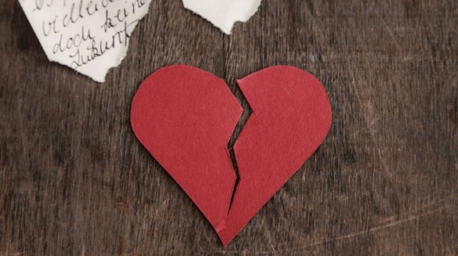 toys-amp-8230-karfose-katalathos-o-idios-toys-o-filos-chorise-oristika-pasignostos-tragoydistis-oloi-pisteyan-oti-tha-pantreytoyn-384198