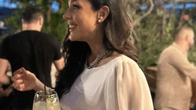 i-kompsi-nyfiki-emfanisi-tis-ioannas-triantafyllidoy-382812