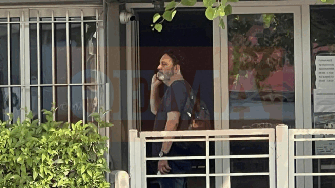 sto-astynomiko-tmima-glyfadas-o-stathis-aggelopoylos-epeita-apo-epeisodio-me-tin-proin-syzygo-toy-385261