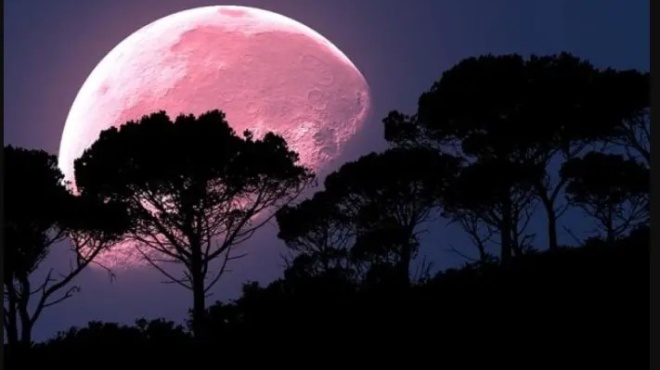 pote-tha-doyme-to-entyposiako-feggari-tis-fraoylas-kai-giati-tin-onomasan-etsi-384437