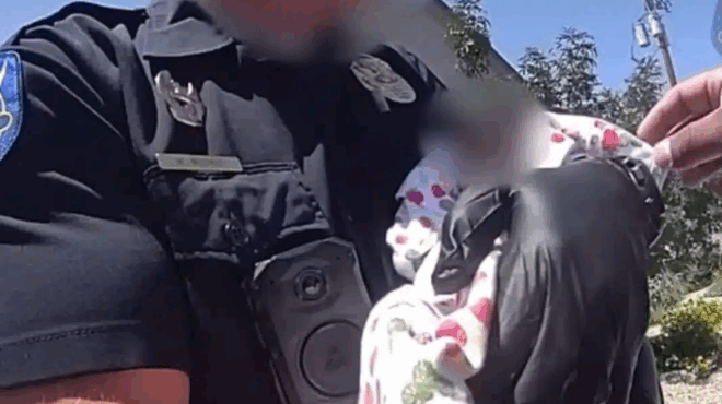 sygklonistiko-vinteo-astynomikoi-vrikan-zontano-moro-mia-evdomada-afoy-eiche-pethanei-i-mitera-toy-391233