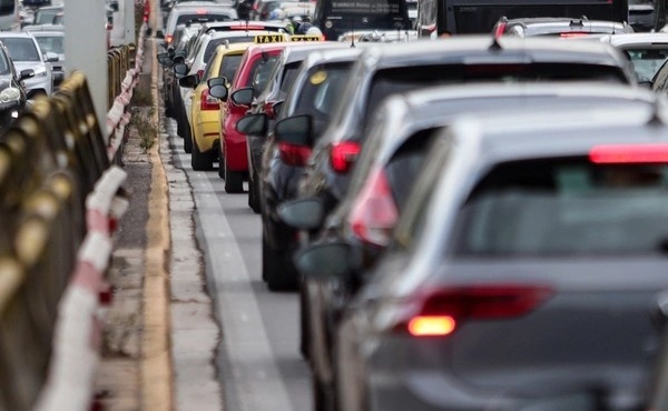 ektakti-eidisi-amp-8211-chaos-sto-kentro-tis-athinas-388174