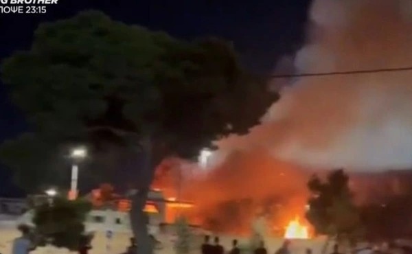 megali-fotia-amp-8211-katastrafikan-perioysies-amp-8211-eikones-sok-388183