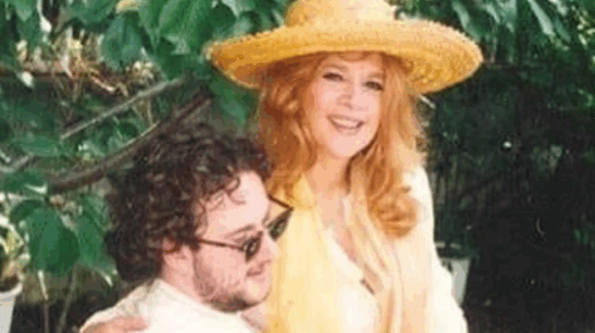 kaneis-den-echei-dei-tin-aliki-voygioyklaki-egkyo-amp-8211-dierreyse-gia-1i-fora-foto-tis-se-prochorimeni-egkymosyni-me-terastia-koilia-389800