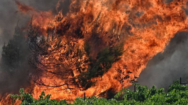 megali-fotia-sto-irakleio-kritis-estali-112-stin-periochi-kato-asites-389102