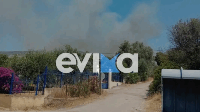 fotia-tora-stin-eretria-konta-se-spitia-oi-floges-estali-112-pros-toys-katoikoys-387698