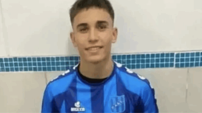 thrinos-nekros-o-18chronos-tin-ora-poy-ekane-cheiroyrgeio-gia-to-gonato-toy-390458