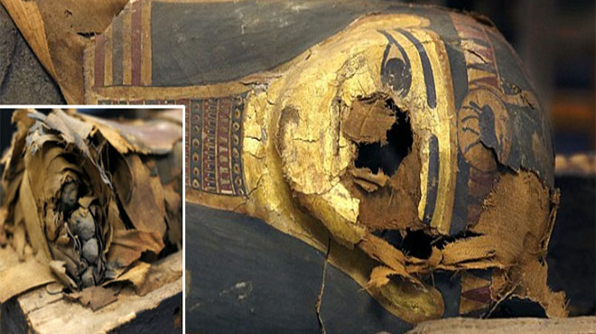 anoixan-moymia-2-500-eton-poy-vrisketai-sto-moyseio-toy-sikago-apo-to-1920-386176