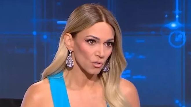 sokarei-i-elli-kokkinoy-gi-amp-8217-ayto-eicha-parei-22-kila-mesa-se-enan-chrono-388301