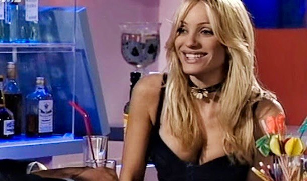 fysiki-choris-plastikes-kai-mpotox-kai-kataxanthi-i-tzeni-ioakeimidoy-24-chronia-meta-to-votka-portokali-amp-8230-trelainei-kosmo-389248