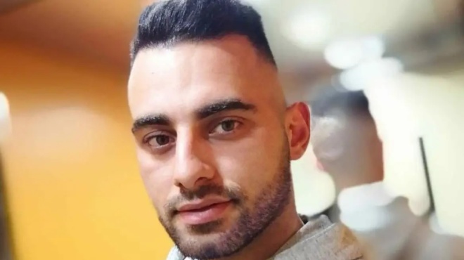 mayri-mera-den-ta-katafere-o-27chronos-dimitris-amp-8211-thrinos-se-oli-ti-poli-384379