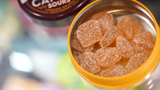 sok-se-oli-tin-ellada-me-ayto-poy-edose-mia-29chroni-sta-paidia-tis-amp-8211-sti-meth-o-10chronos-gios-tis-amp-8211-synelifthi-kateytheian-i-mana-391199