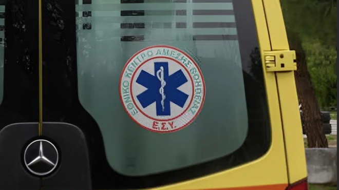 tragodia-45chronos-eniose-xafnika-adiathesia-se-glenti-katerreyse-kai-pethane-sto-asthenoforo-390965