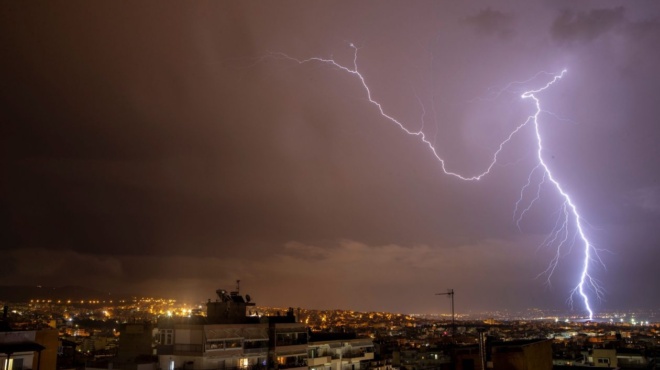 ektakti-anakoinosi-tis-politikis-prostasias-gia-48ori-kakokairia-amp-8211-erchontai-megala-ypsi-vrochis-kai-chalazi-388289