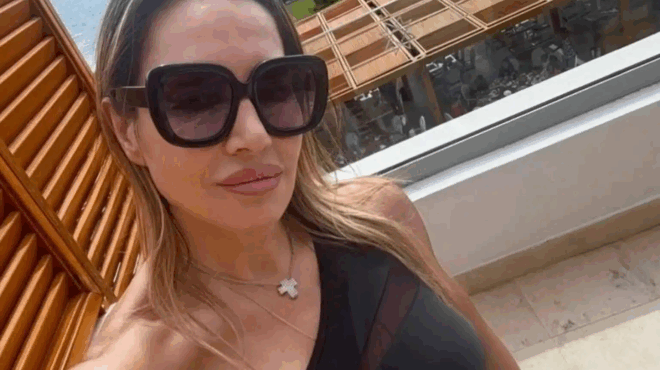 eleni-petroylaki-orgismeni-apantisi-stoys-epikrites-eimai-54-stin-emminopaysi-mitera-tessaron-paidion-387363