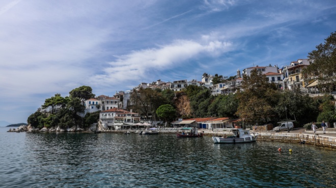 friki-vrikan-nekri-tin-anastasia-agkalia-me-tin-6-minon-kori-tis-amp-8211-synelifthi-sti-skiatho-o-ypoptos-388048