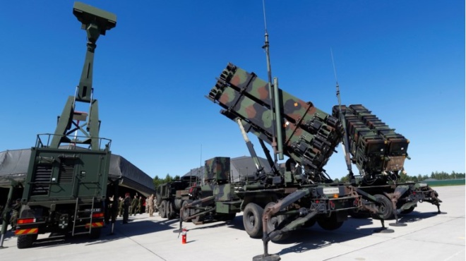 synagermos-polemoy-stin-ellada-amp-8211-egkatastathikan-pyrayloi-patriot-gia-amyntiki-thorakisi-tis-kritis-389295