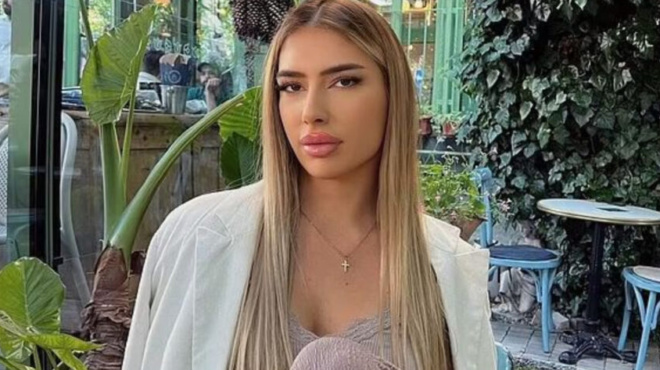 tragikos-thanatos-gia-neari-tiktoker-evgale-to-alexiptoto-kai-epese-sto-keno-383174