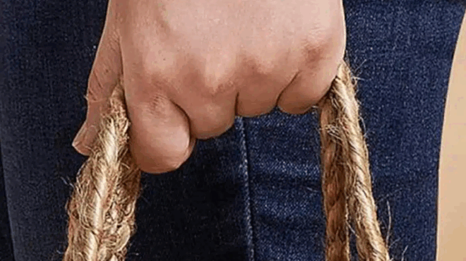 ki-omos-i-pio-viral-psathini-tsanta-einai-apo-ta-ikea-kai-kostizei-molis-10-eupo-389515