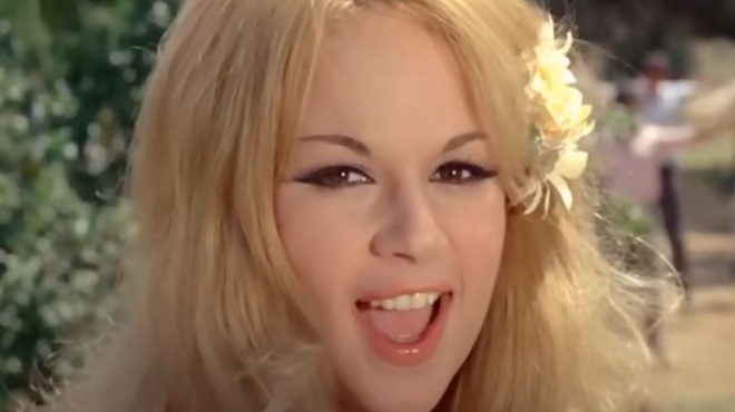 i-pragmatiki-aliki-voygioyklaki-i-monadiki-fora-poy-tin-eidame-avafi-kai-choris-tis-pseytikes-vlefarides-tis-397881