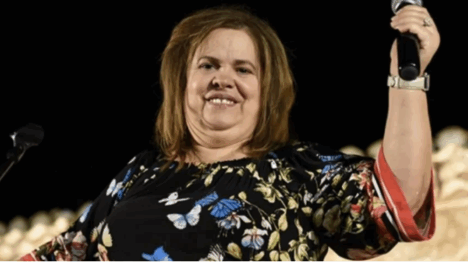 molis-egine-gnosto-gia-tin-tragoydistria-efi-thodi-394654