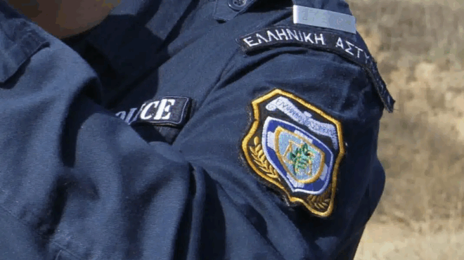 thrinos-stin-el-as-pethane-apostratos-astynomikos-itan-pateras-tessaron-paidion-394676