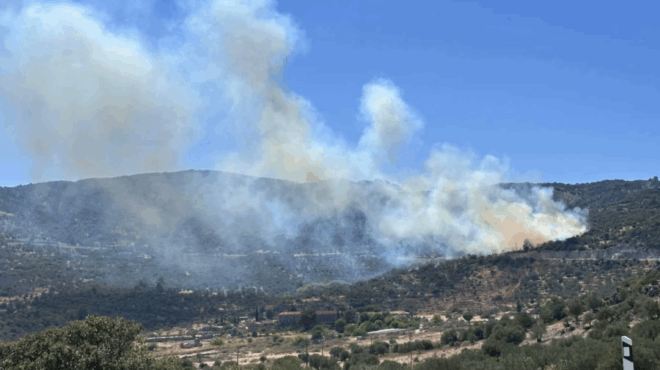 nea-fotia-tora-se-megalo-nisi-tis-choras-oi-protes-eikones-395061