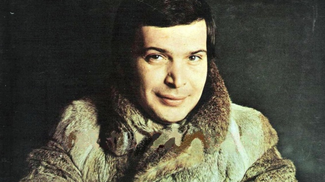 monos-kai-me-anoia-sta-genethlia-toy-o-giorgos-marinos-i-teleytaia-toy-fotografia-deichnei-oli-tin-alitheia-391634