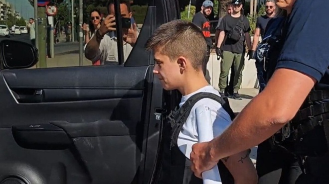 eirini-moyrtzoykoy-i-stigmi-poy-ftanei-sta-dikastiria-amp-8211-o-apotropiasmos-sto-vlemma-tis-astynomikoy-poy-sygklonise-tin-ellada-393598