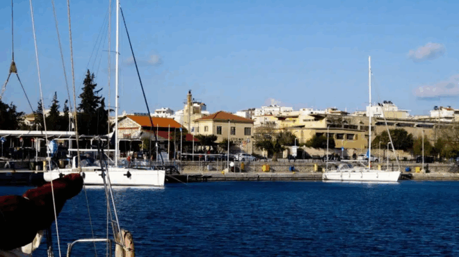 layrio-toyrkos-viase-gynaika-se-paralia-to-apotypoma-poy-ton-prodose-kai-synelifthi-apo-tin-el-as-391484