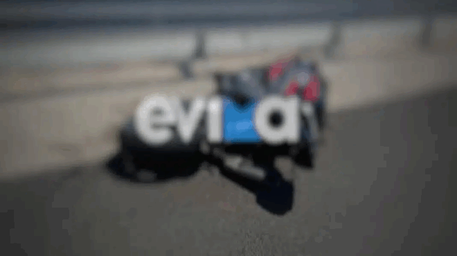 nearos-skotothike-se-frikto-trochaio-stin-ethniki-odo-athinon-lamias-diamelistike-stin-asfalto-397048