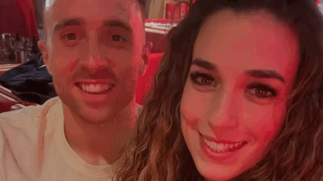 ragizei-kardies-i-syzygos-toy-ntiogko-zota-enas-minas-apo-to-oyte-o-thanatos-den-mas-chorizei-dimosieyse-nees-fotografies-apo-to-gamo-toys-397464