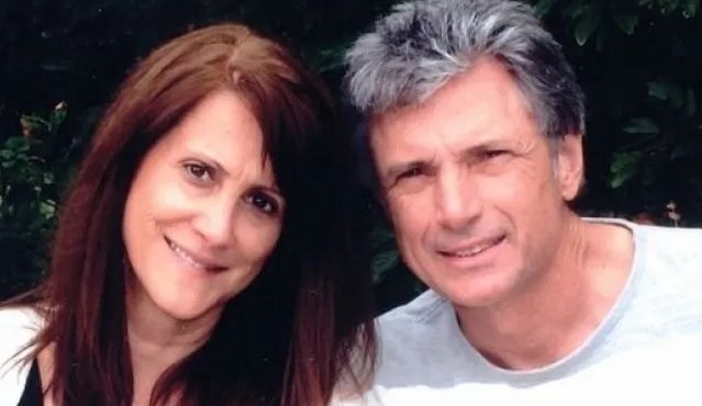 dipli-dolofonia-sok-se-vila-nekri-pasignosti-gynaika-tis-tileorasis-amp-038-o-antras-tis-amp-8211-vrethikan-se-diaforetika-domatia-amp-038-sto-kefali-eichan-amp-8230-395605