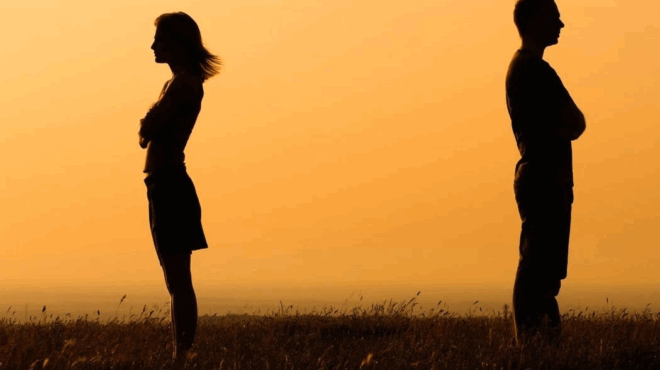 oloi-nomizan-tha-pantreytoyn-ki-aytoi-chorizoyn-chorismos-vomva-toy-pio-gnostoy-ellina-athliti-391499